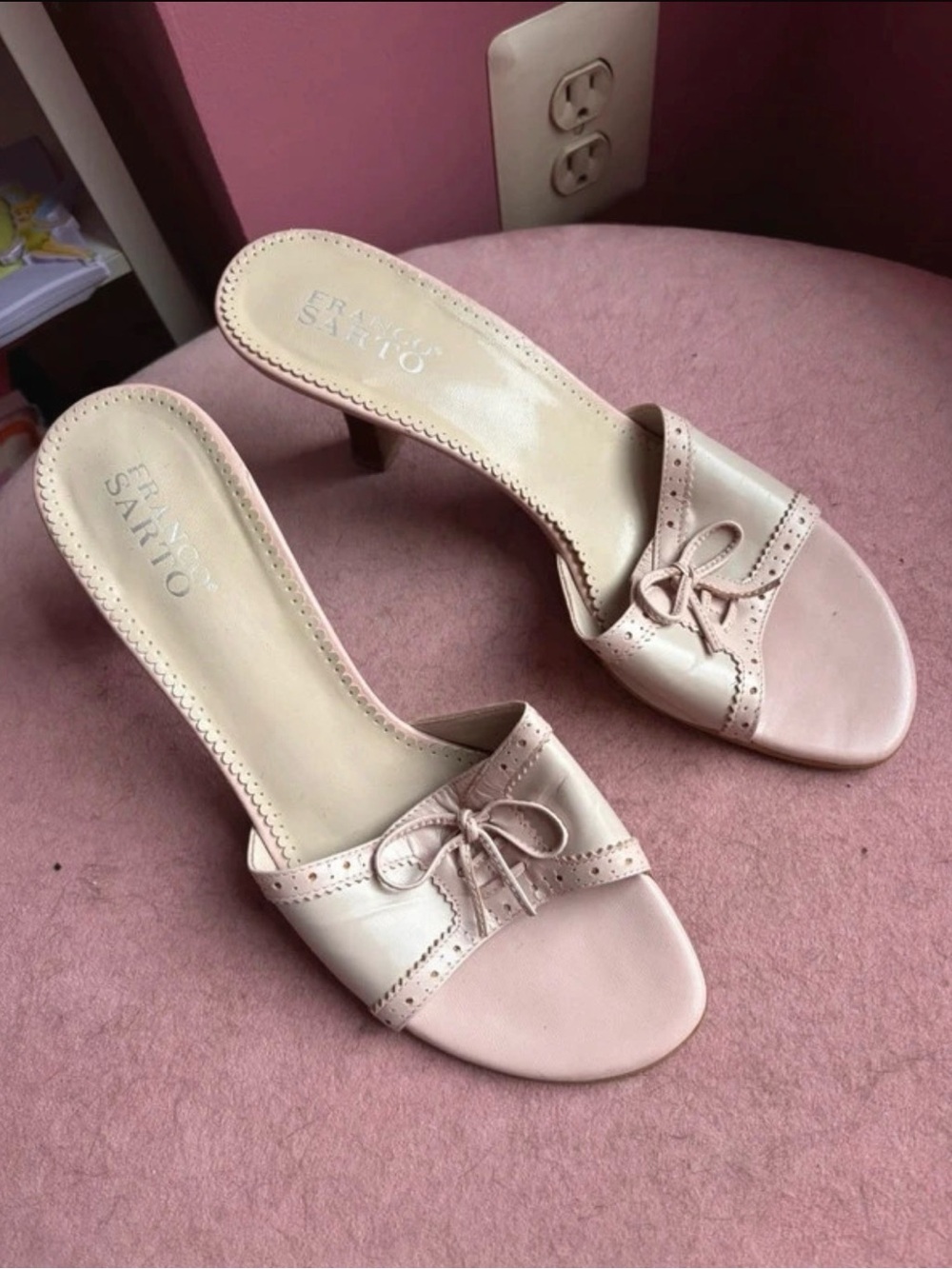 Vintage Italian Fairycore kitten heels